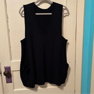Swing Tunic Sweater Vest in Black Cotton Knit